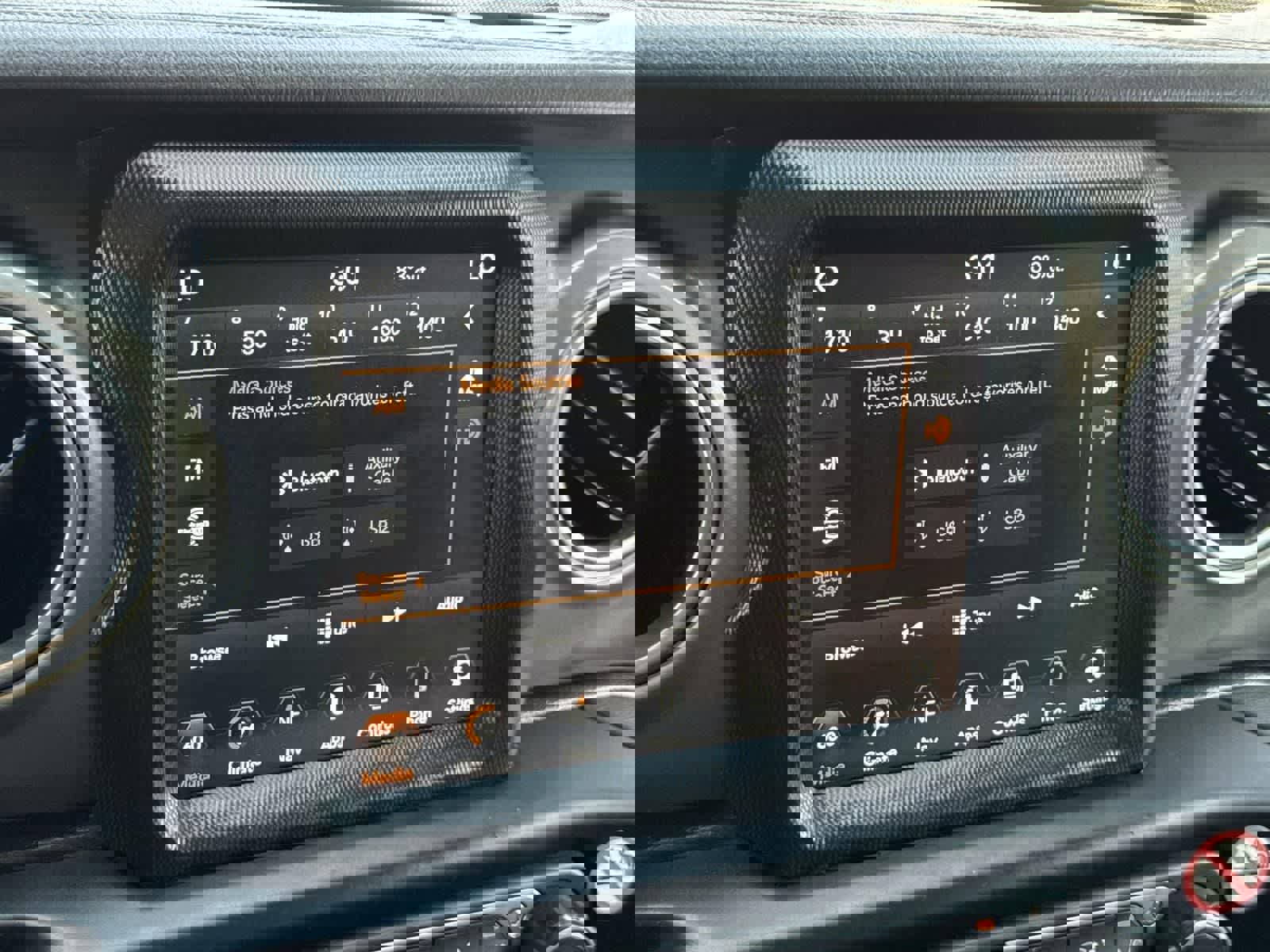 Used 2022 Jeep Wrangler Unlimited Sahara image 16