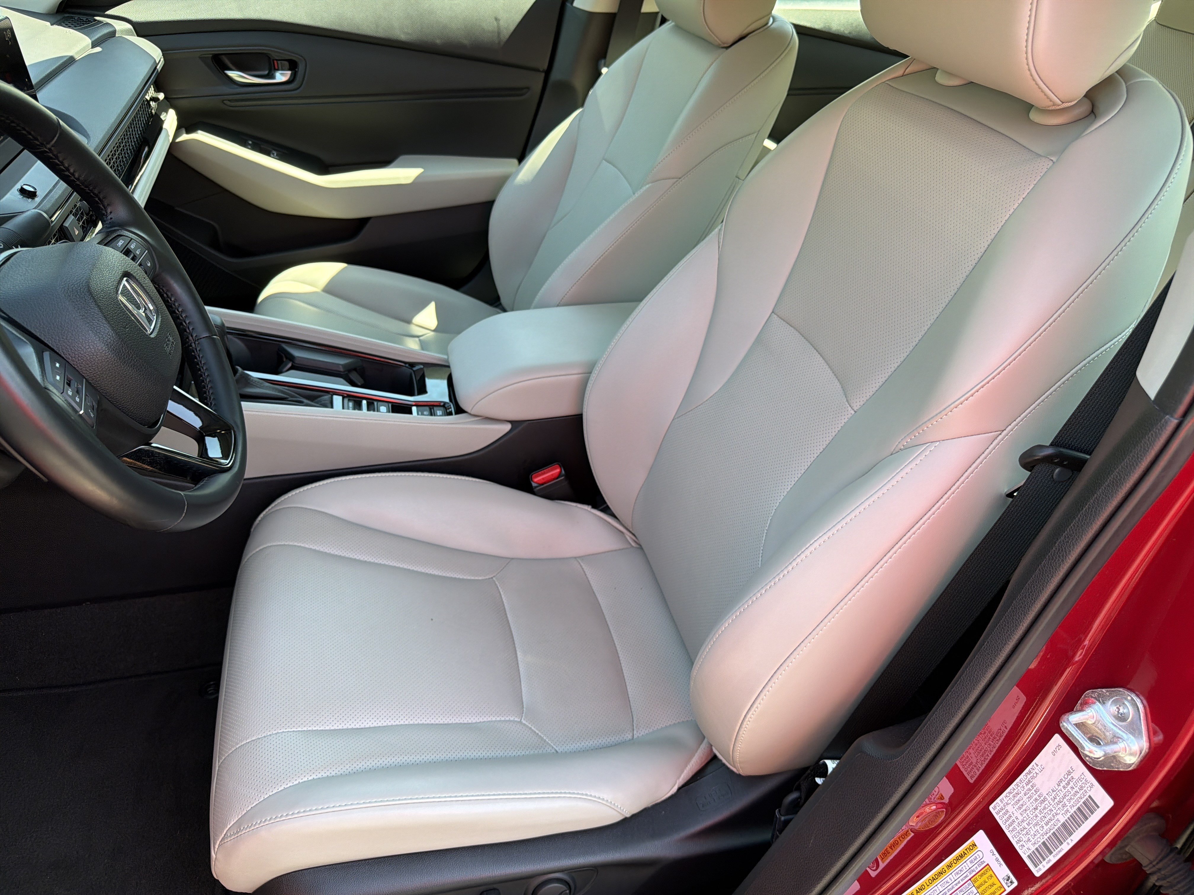 Certified 2025 Honda Accord EX-L image 15
