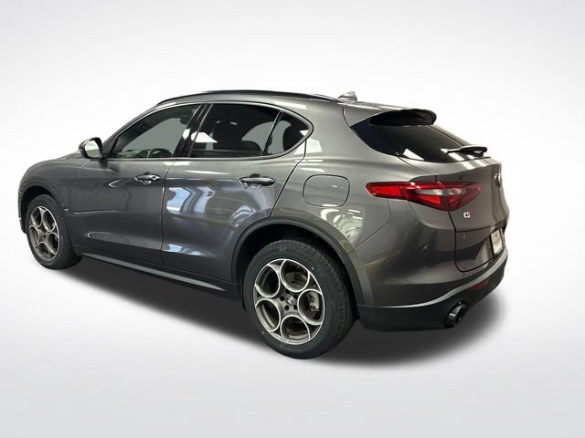 Used 2022 Alfa Romeo Stelvio Sprint AWD/4WD image 3