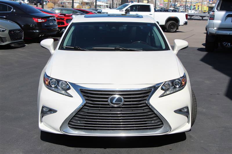 Used 2017 Lexus ES 350 w/ Premium Package FWD image 3
