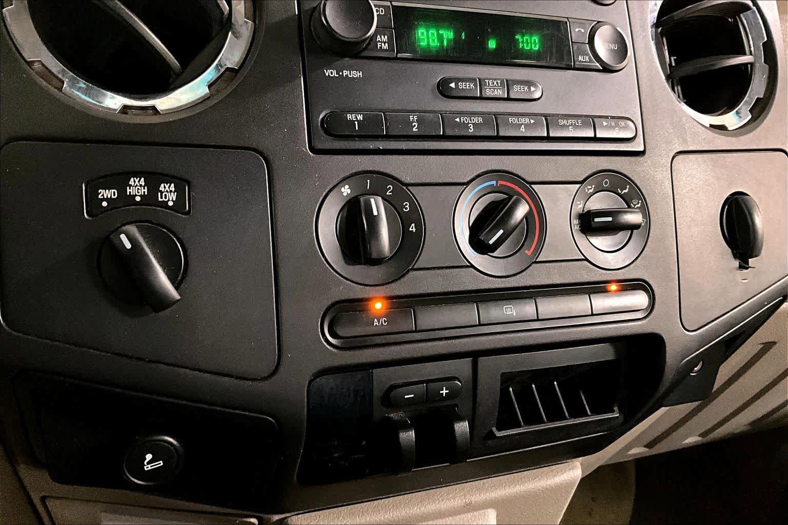 Used 2008 Ford F350 XLT image 25