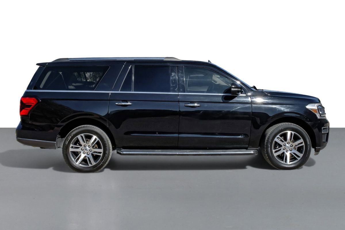 Used 2022 Ford Expedition Max Limited image 5