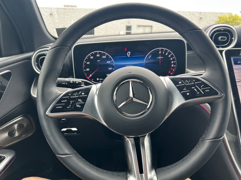 Used 2026 Mercedes-Benz GLC 350e 4MATIC image 12