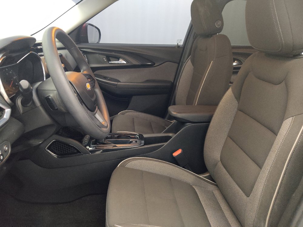 Used 2021 Chevrolet TrailBlazer LT w/ Convenience Package AWD/4WD image 17