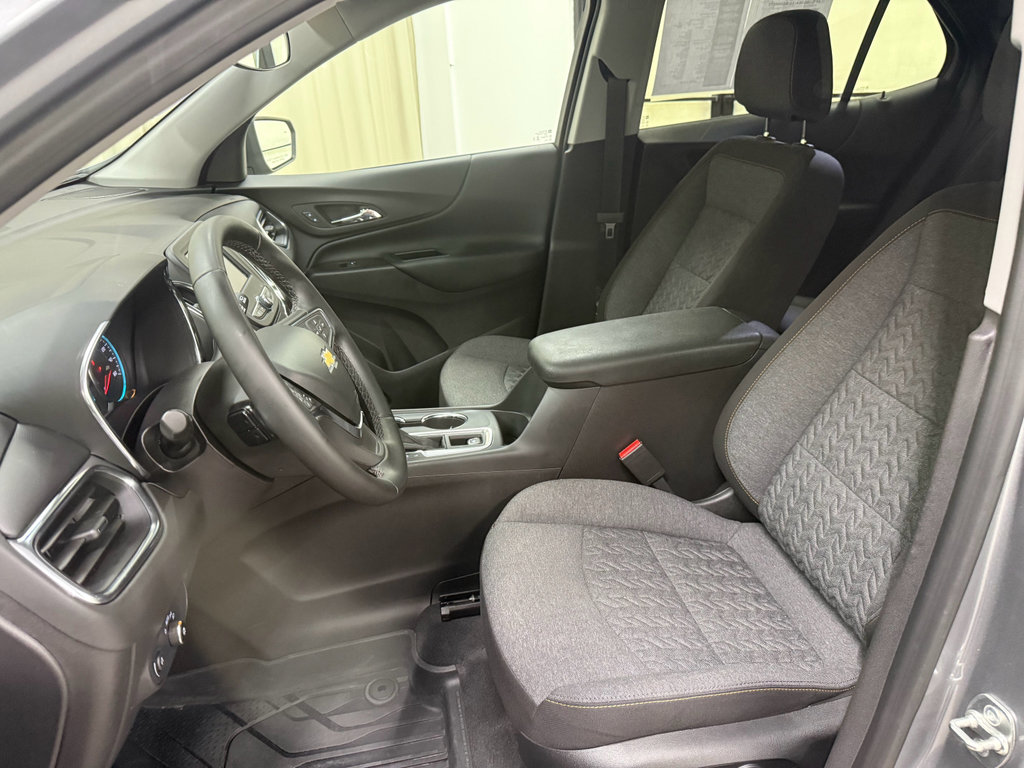 Certified 2024 Chevrolet Equinox LT w/ LPO, Floor Liner Package FWD image 28