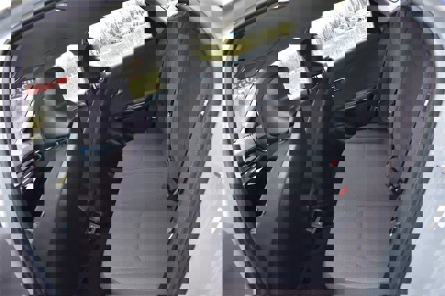 New 2025 Kia K4 LXS image 15