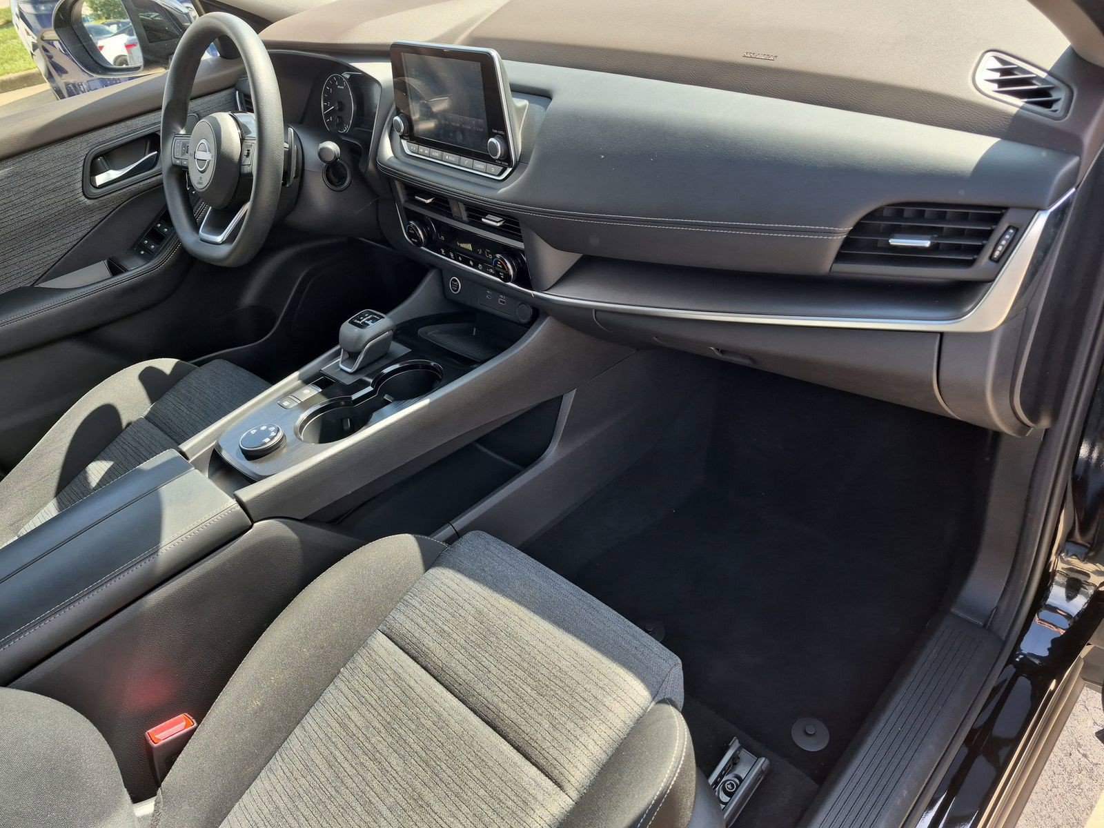 Certified 2023 Nissan Rogue SV AWD/4WD image 37
