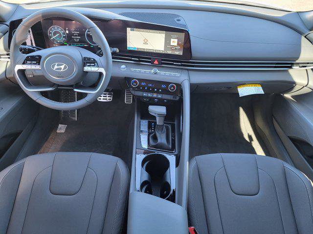 New 2025 Hyundai Elantra SEL FWD image 27