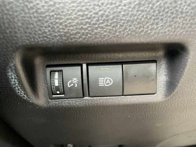 Used 2025 Toyota RAV4 XLE image 26