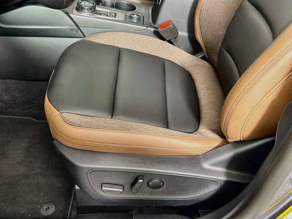 Used 2026 Ford Bronco Sport Outer Banks AWD/4WD image 24