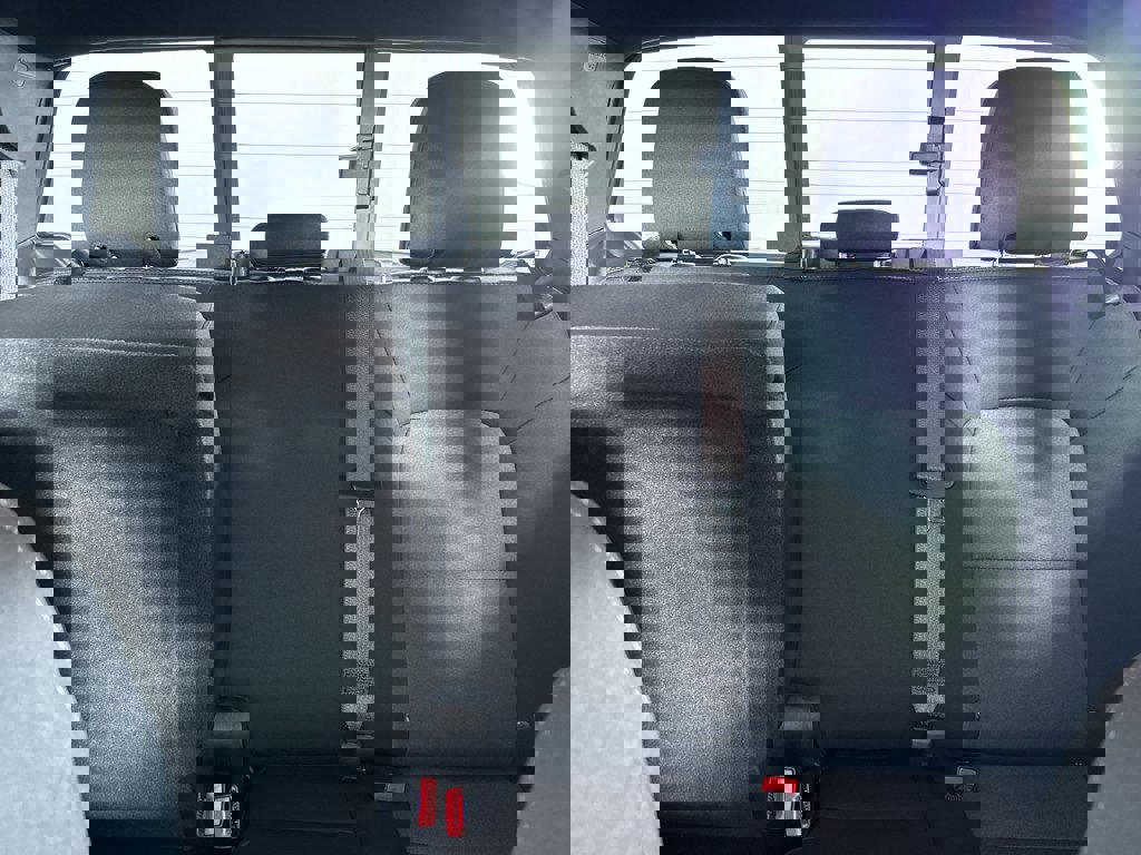 Used 2023 Chevrolet Colorado Trail Boss w/ Technology Package image 5