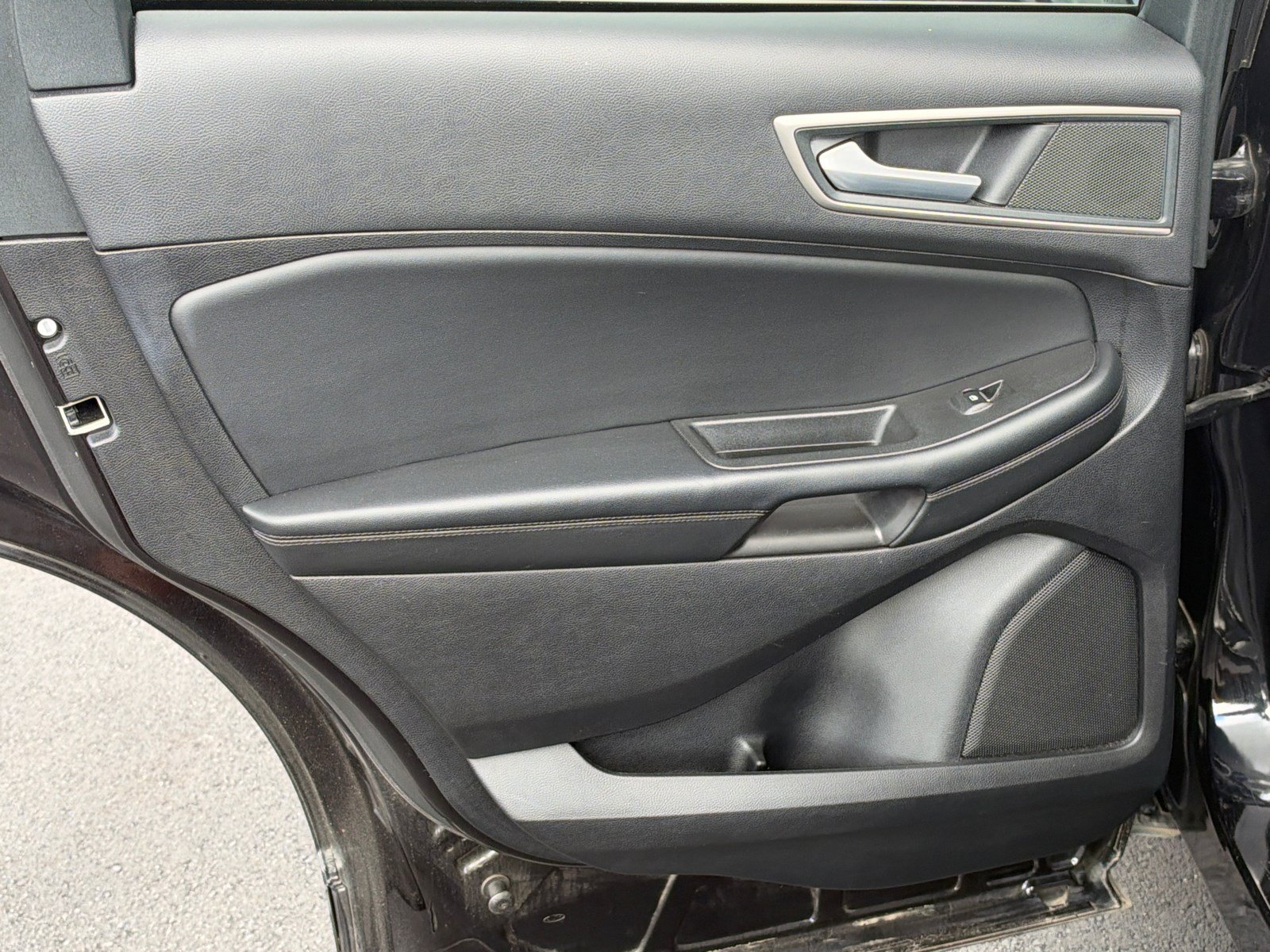 Used 2024 Ford Edge SEL AWD/4WD image 21