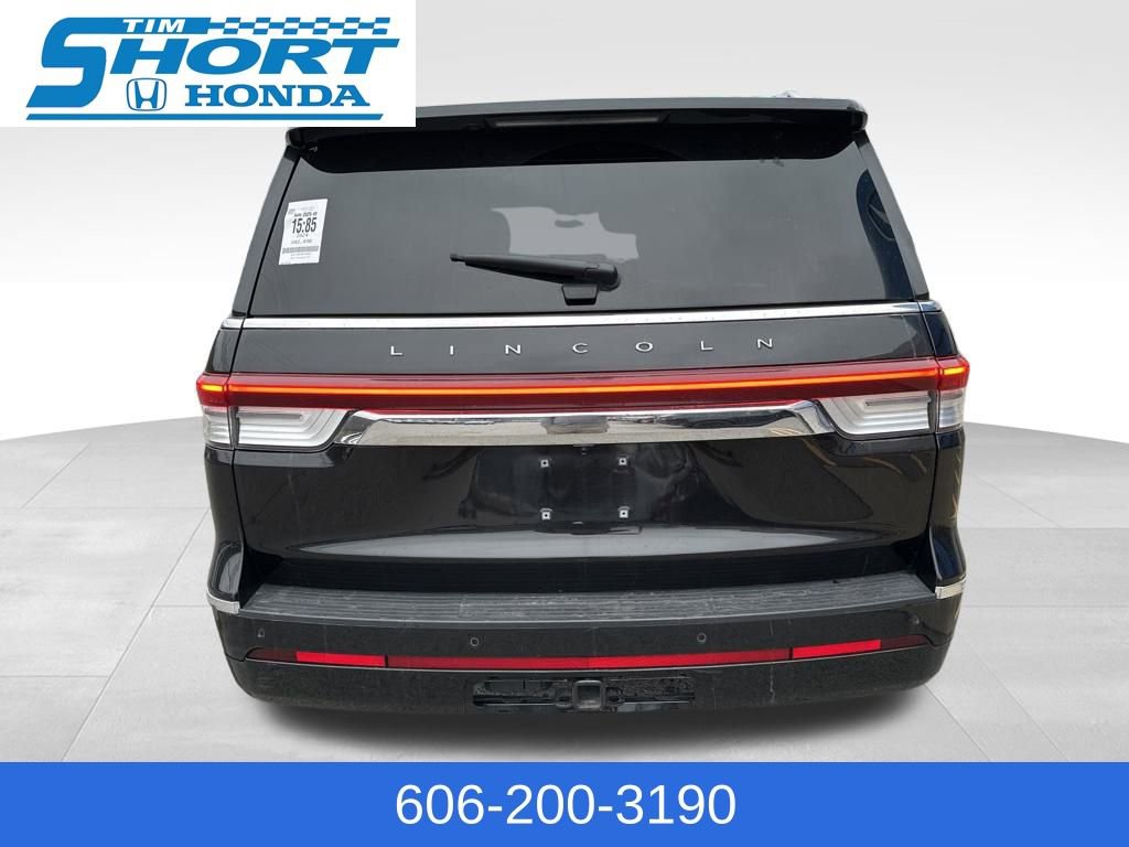 Used 2024 Lincoln Navigator L 4WD image 4