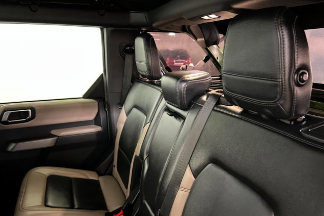 Used 2023 Ford Bronco Wildtrak image 20