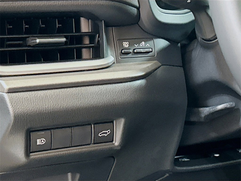 New 2025 Toyota Grand Highlander FWD image 8