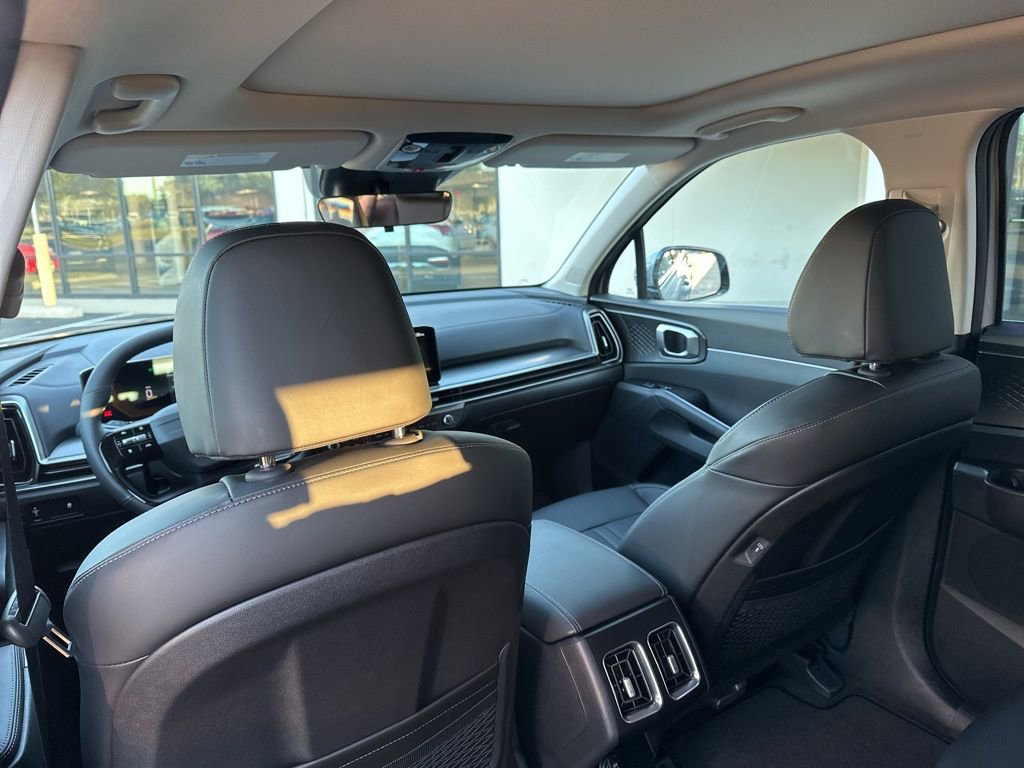 New 2026 Kia Sorento S w/ S Panoramic Sunroof Package image 21