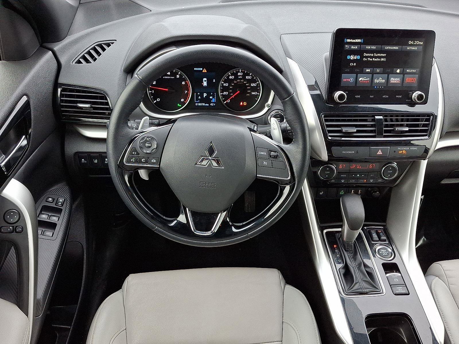 Used 2022 Mitsubishi Eclipse Cross SE image 12