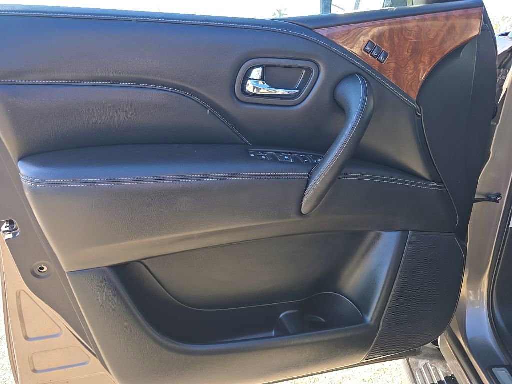 Used 2019 INFINITI QX80 Luxe image 38