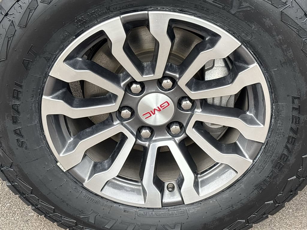 Used 2022 GMC Sierra 1500 AT4 w/ Technology Package image 32