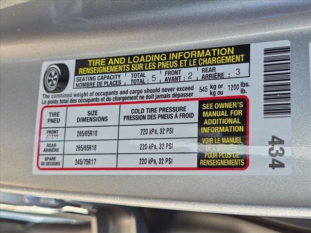 Used 2025 Toyota Tacoma TRD Sport AWD/4WD image 26