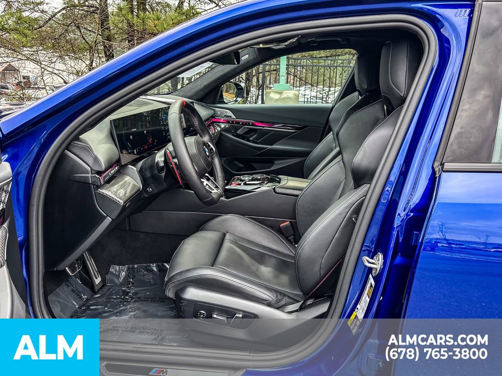 Used 2026 BMW M5 w/ Executive Package image 12