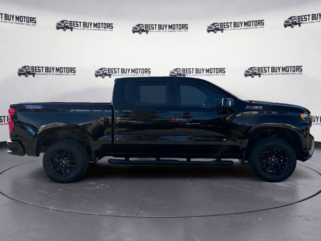 Used 2020 Chevrolet Silverado 1500 LT Trail Boss w/ Midnight Edition image 10