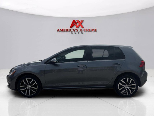 Used 2017 Volkswagen Golf SE image 2