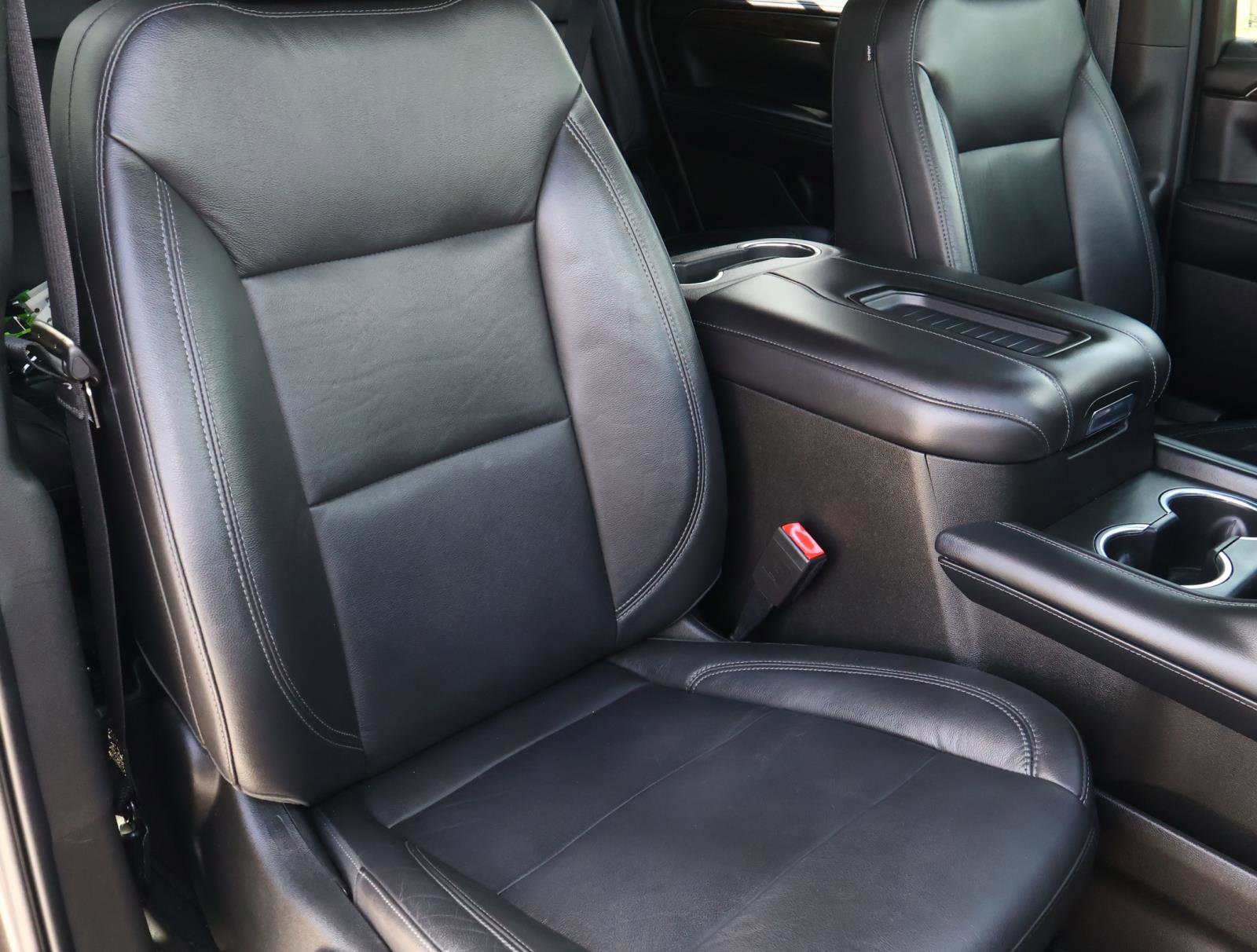 Used 2021 Chevrolet Tahoe LT RWD image 18