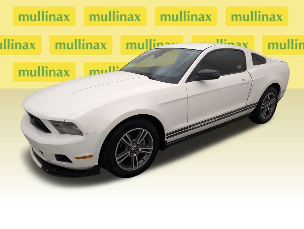 Used 2010 Ford Mustang Premium image 11