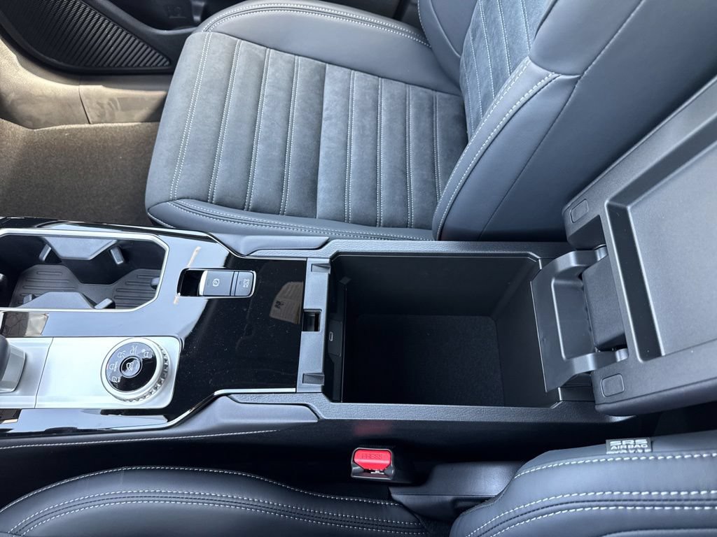 New 2026 Mitsubishi Outlander LE FWD image 19