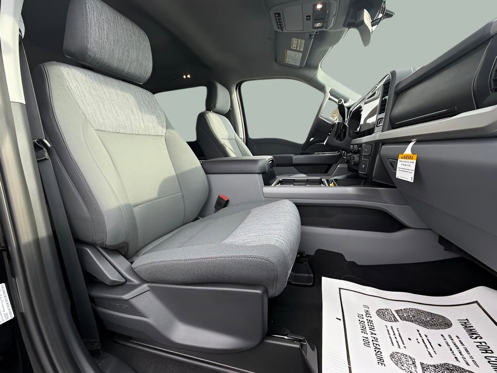 New 2026 Ford F350 XLT w/ XLT Premium Package image 22