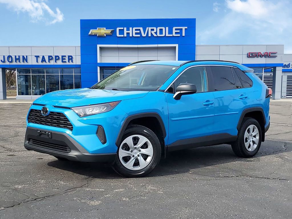 Used 2020 Toyota RAV4 LE w/ All Weather Liner Package FWD image 1