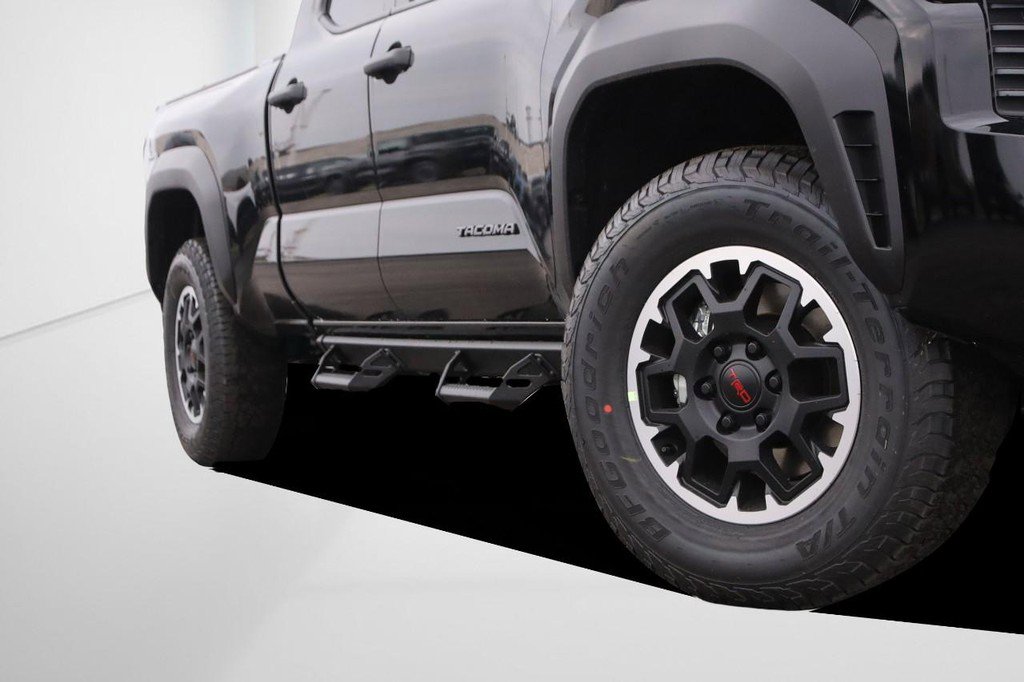 New 2026 Toyota Tacoma TRD Off-Road image 3