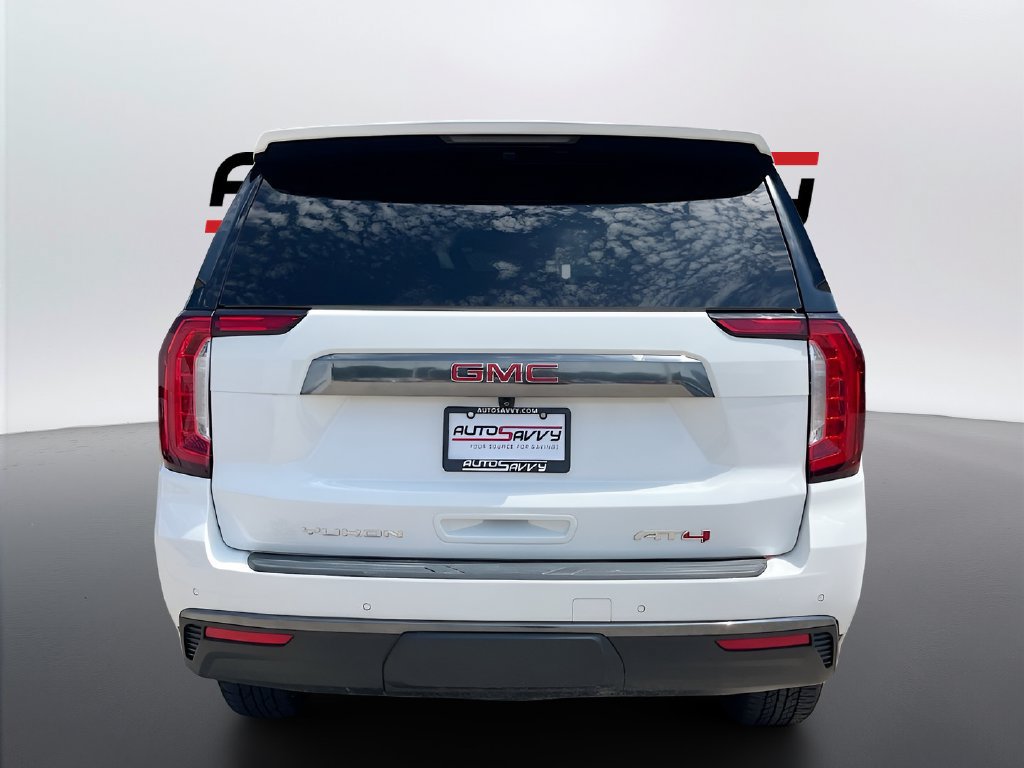 Used 2023 GMC Yukon AT4 w/ AT4 Premium Package AWD/4WD image 6