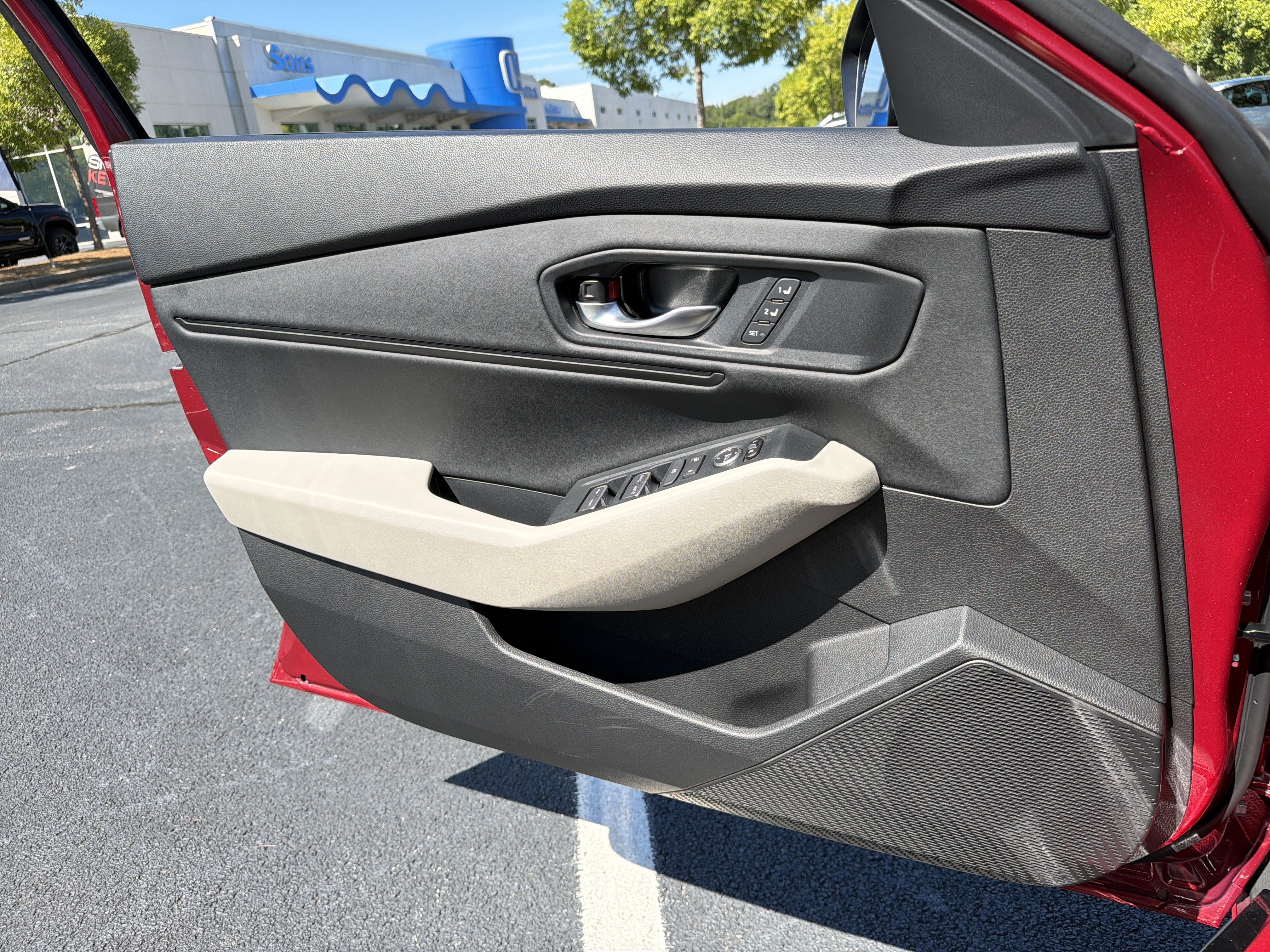 Certified 2025 Honda Accord EX-L image 12