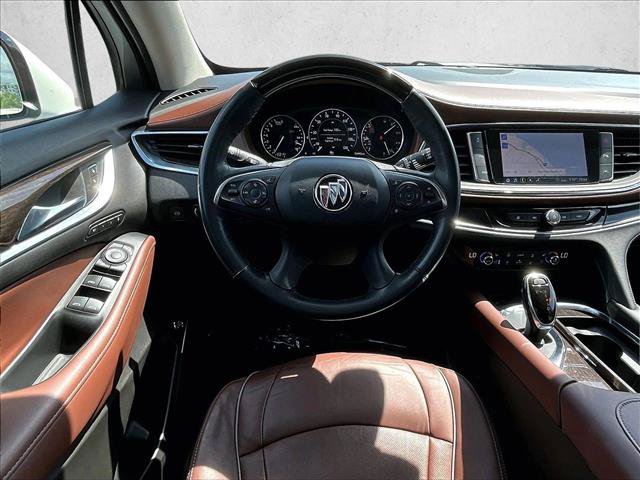 Used 2021 Buick Enclave Avenir w/ Avenir Technology Package AWD/4WD image 7