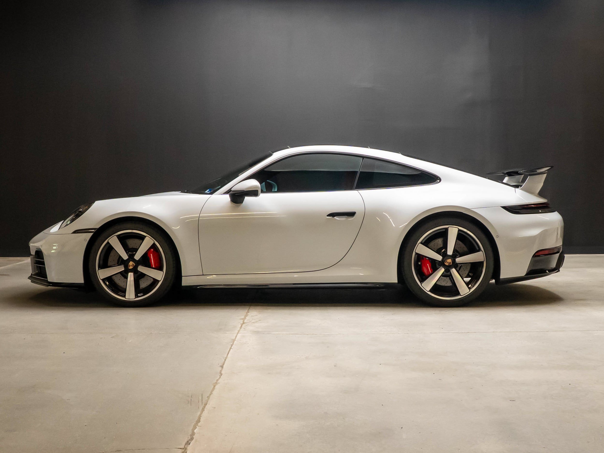 Certified 2026 Porsche 911 Carrera S RWD image 2