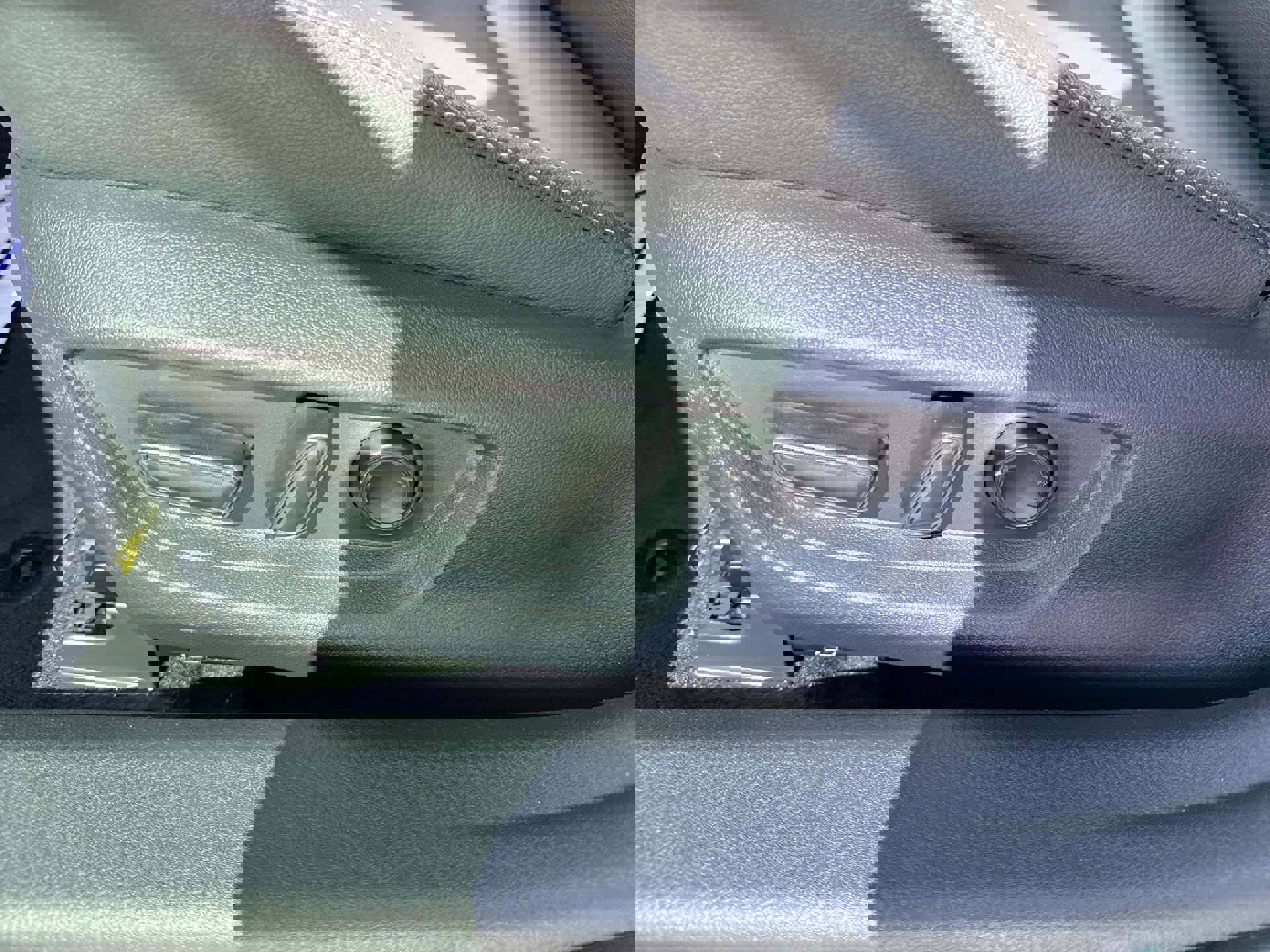 Certified 2025 Toyota Camry SE w/ Convenience Package image 14