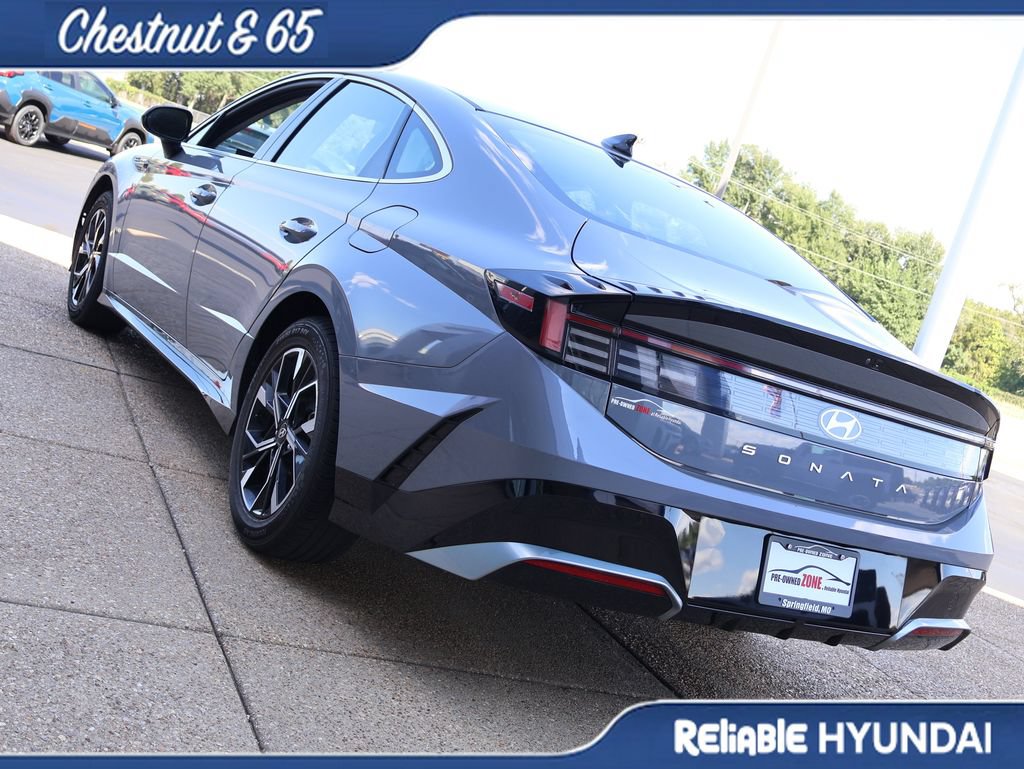 Certified 2025 Hyundai Sonata SEL FWD image 4