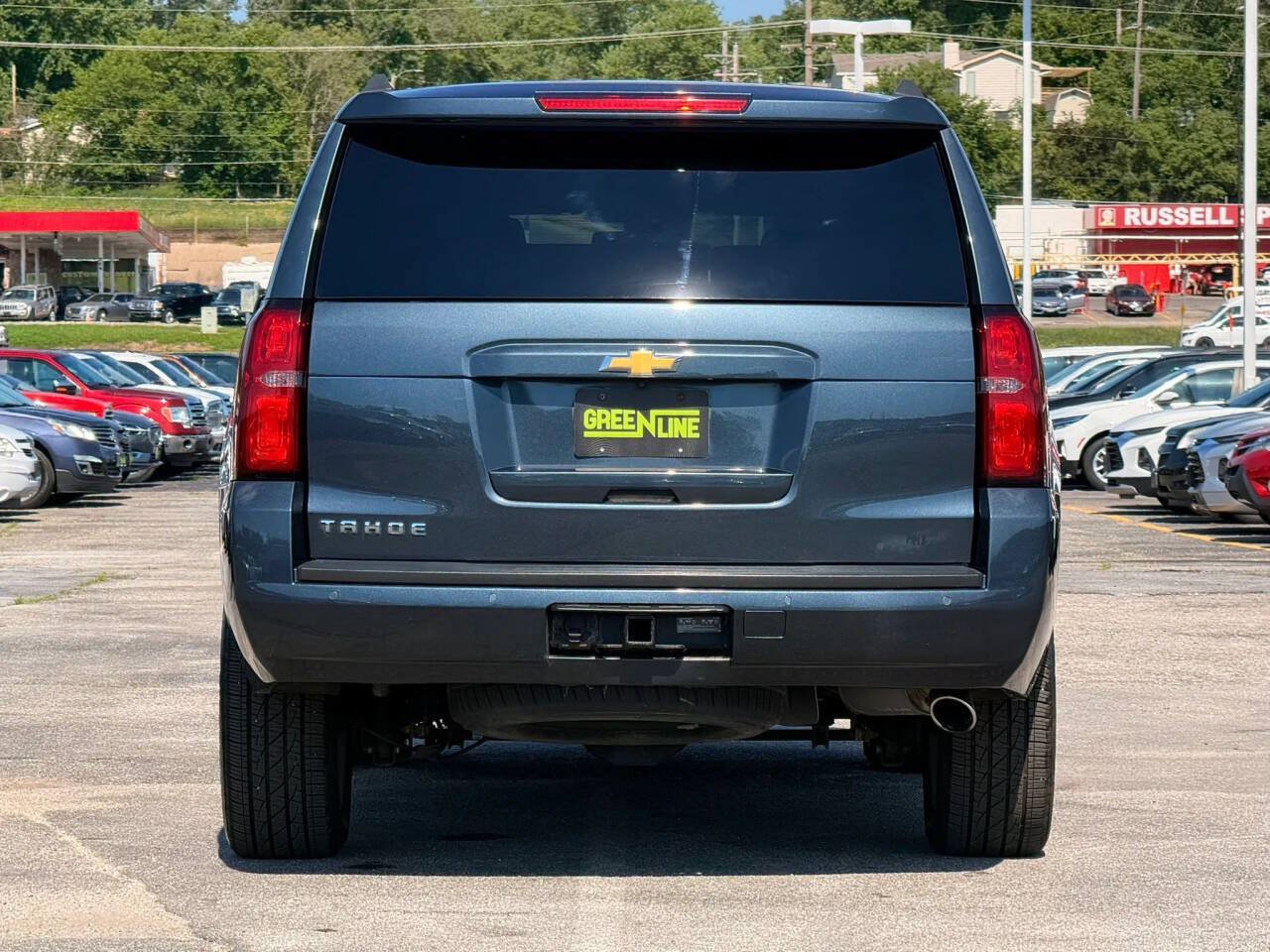 Used 2019 Chevrolet Tahoe LT w/ LT Signature Package AWD/4WD image 4
