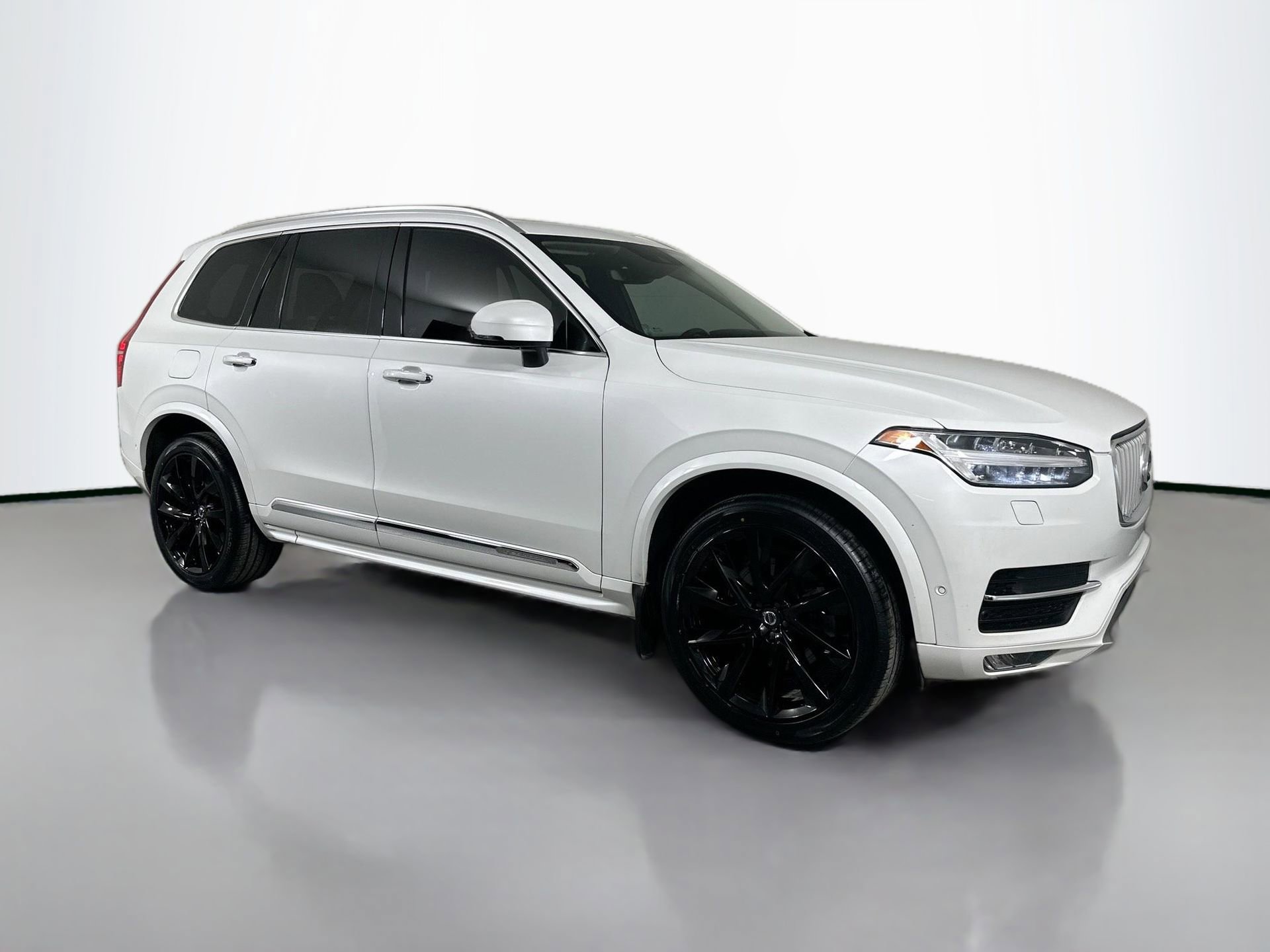 Used 2019 Volvo XC90 T6 Inscription w/ Advanced Package image 3