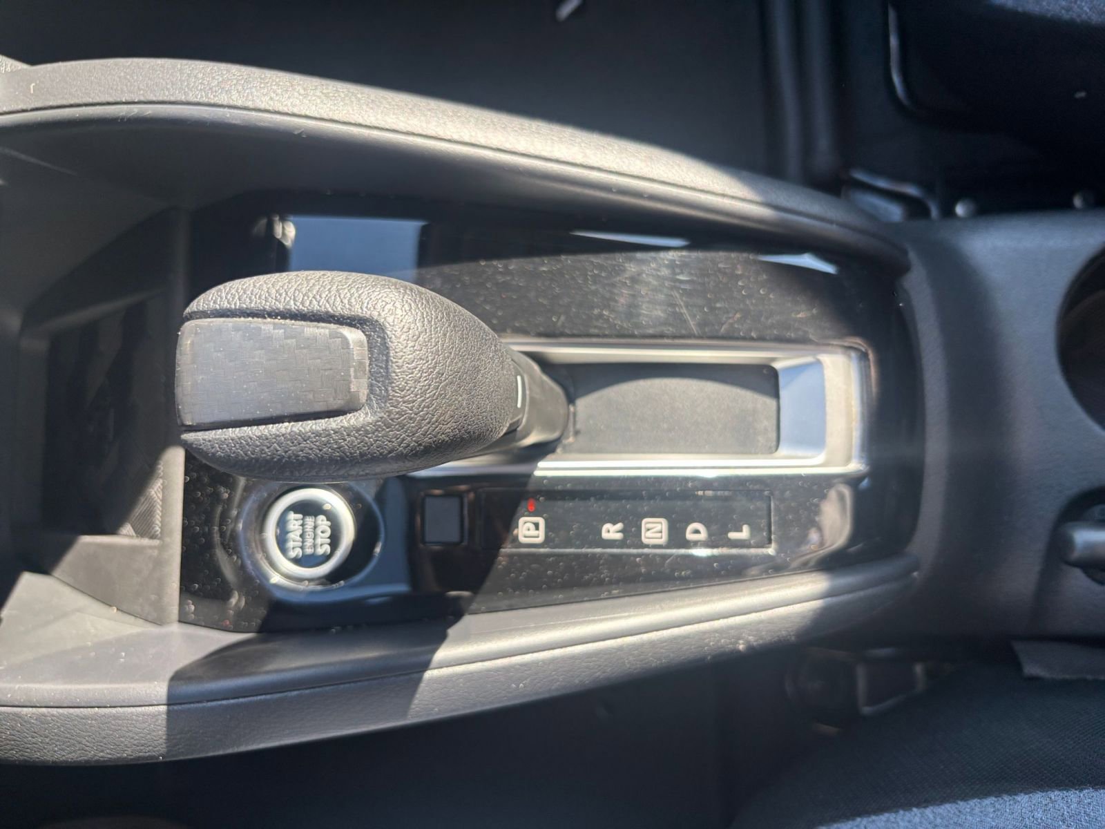 Used 2025 Nissan Versa SV image 39