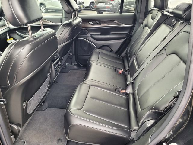 New 2026 Jeep Grand Cherokee Limited w/ Limited Altitude Package image 6