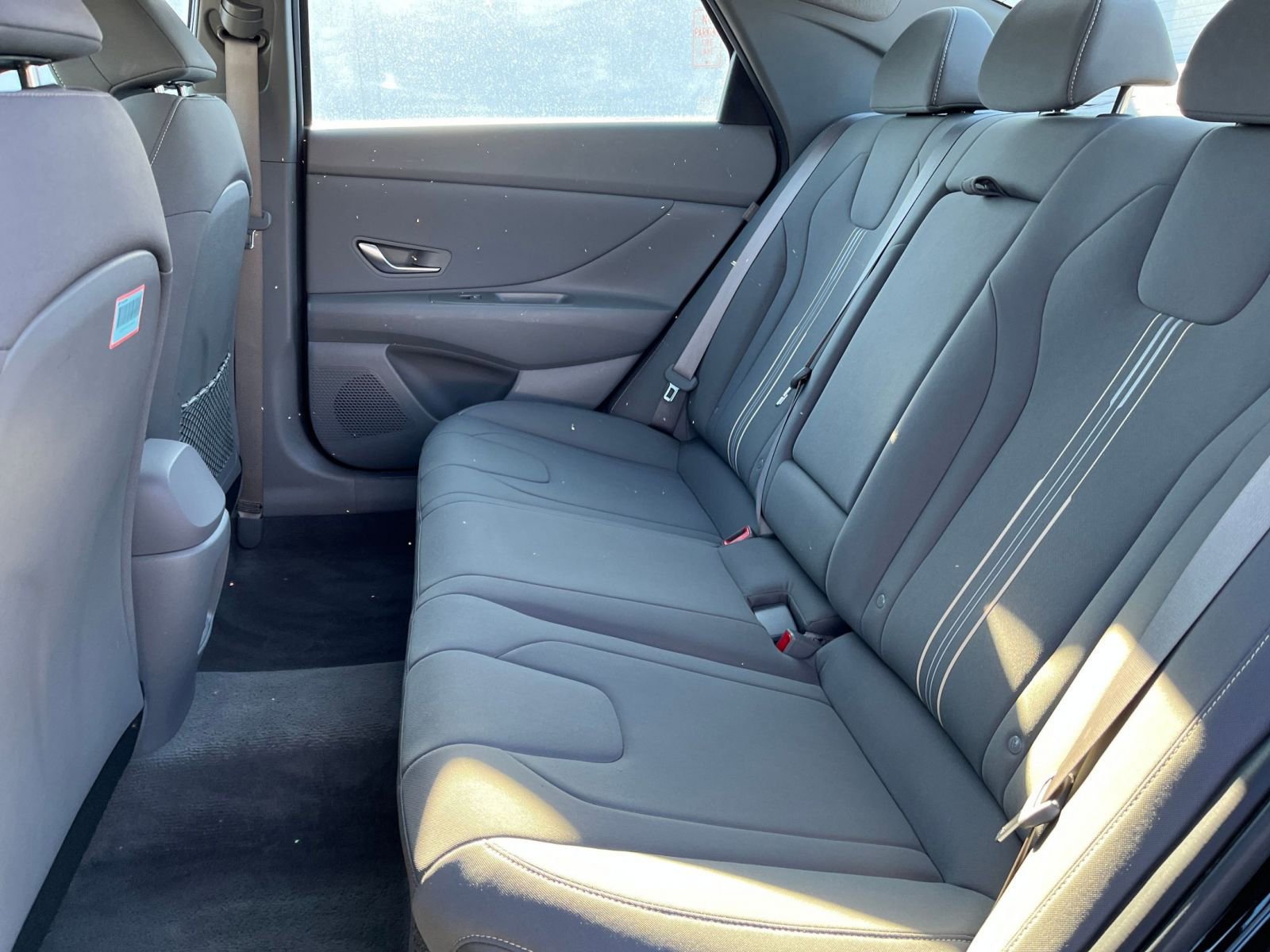 Used 2025 Hyundai Elantra SEL image 27