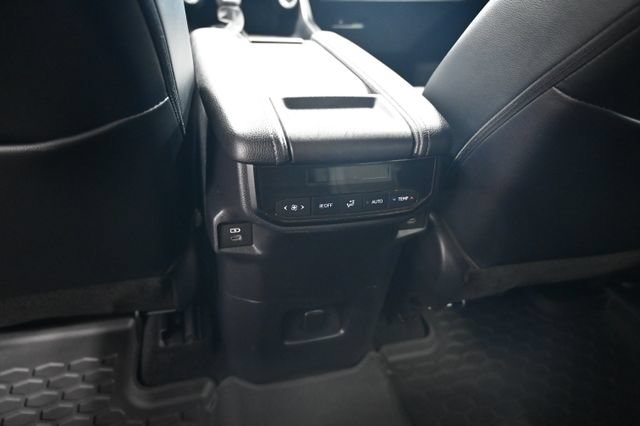 Used 2024 Toyota Grand Highlander AWD image 27