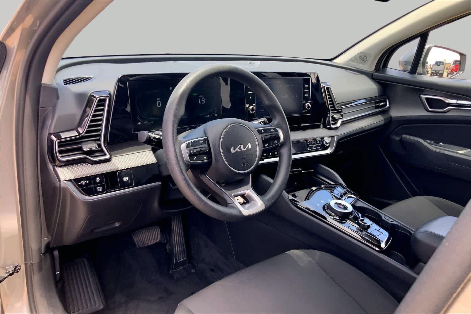 Certified 2024 Kia Sportage LX FWD image 18