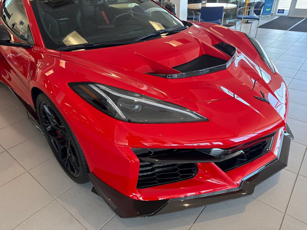 Used 2025 Chevrolet Corvette ZR1 w/ ZR1 Carbon Fiber Aero Package RWD image 74