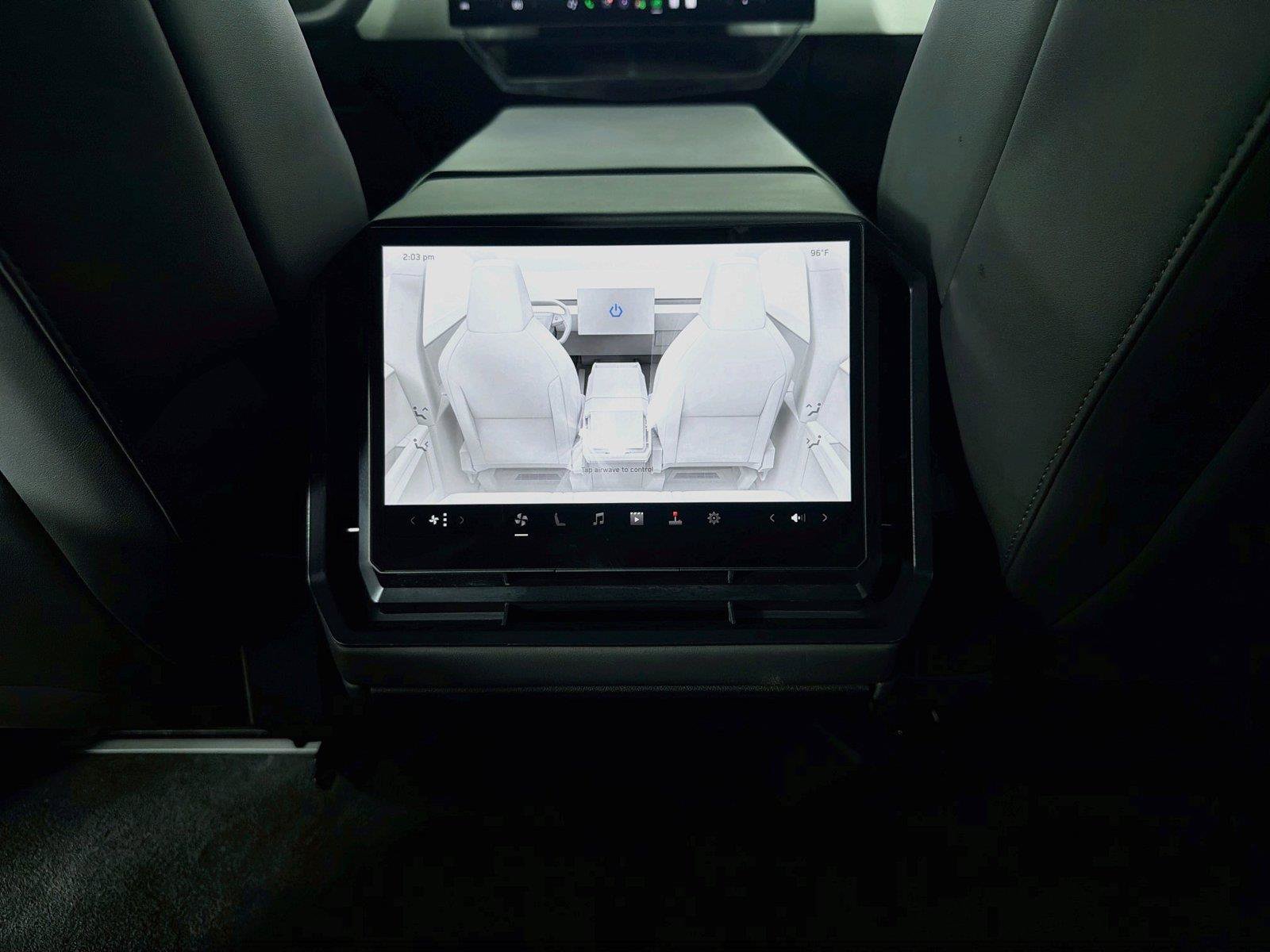 Used 2024 Tesla Cybertruck AWD Crew Cab image 19