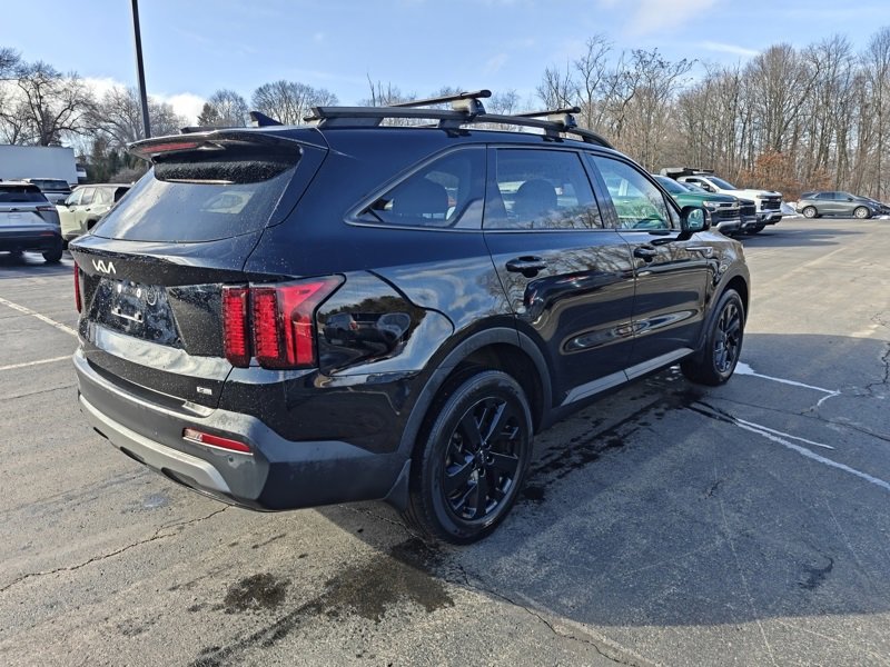 Used 2023 Kia Sorento S w/ Panoramic Sunroof Package image 4