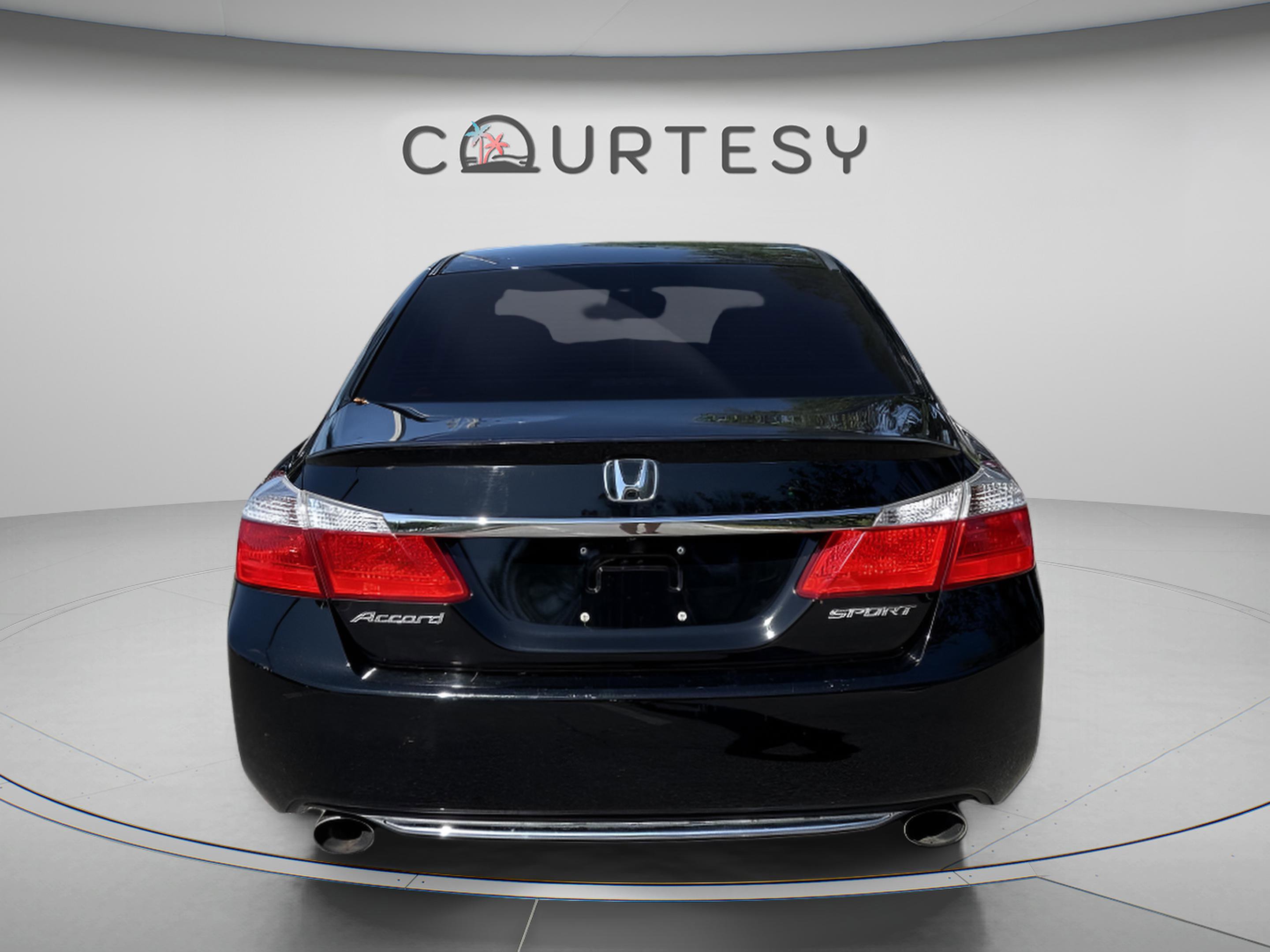 Used 2014 Honda Accord Sport image 6